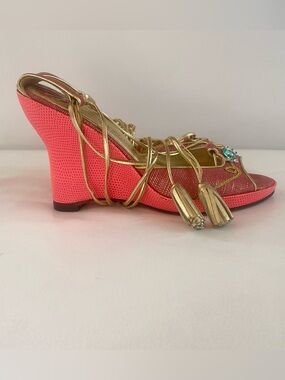 Hollywould Gold Y2K Strap Coral Wedge Sandals with Gem Accent SZ 7.5/37.5